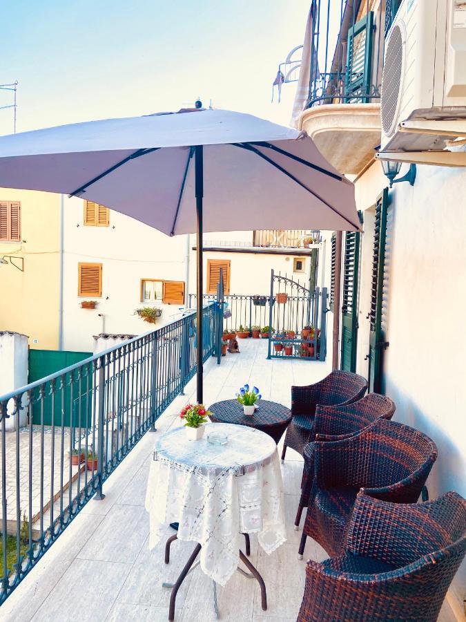 Al Belvedere Apartment Atri Exterior foto